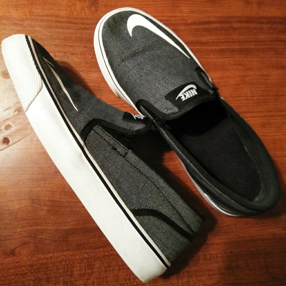 Nike slip on sneakers